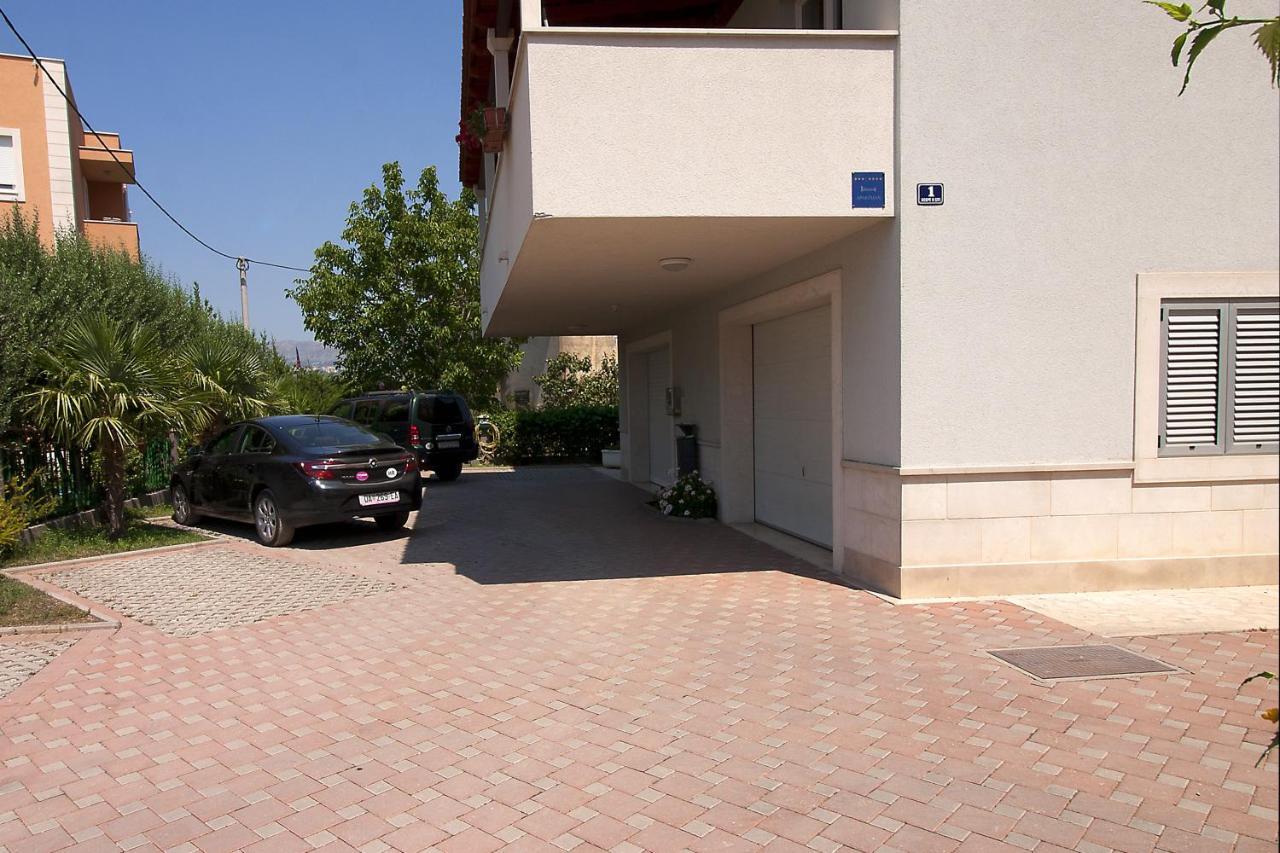 Luxury Apartments Elizabeth Подстрана Экстерьер фото