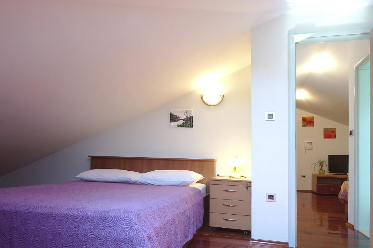 Luxury Apartments Elizabeth Подстрана Экстерьер фото
